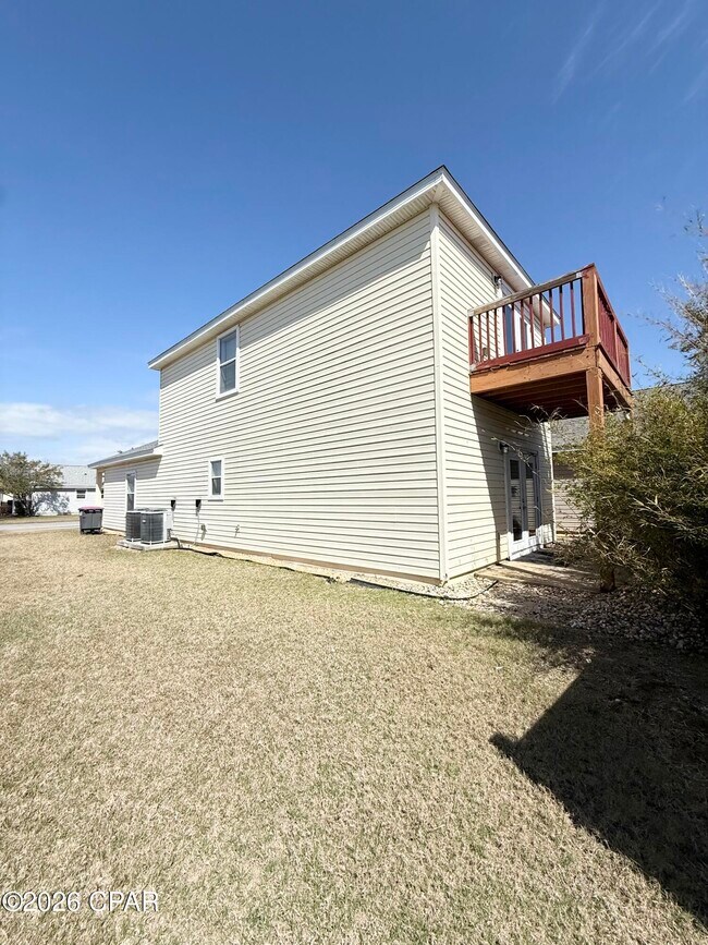 Building Photo - 11741 Seashore Ln