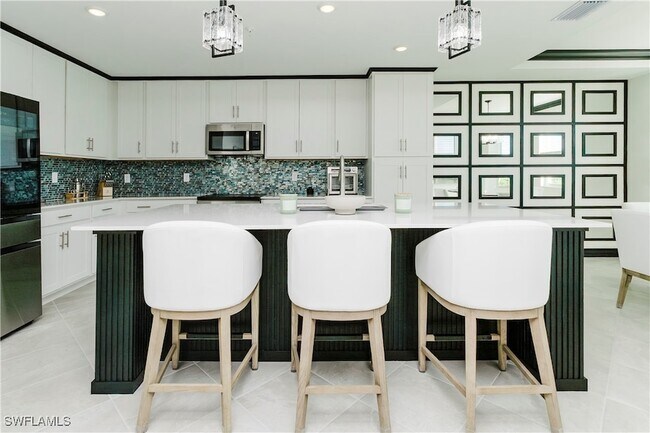 Building Photo - 5555 Double Eagle Cir