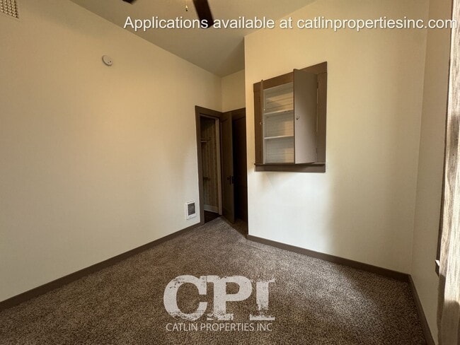 Building Photo - 59 Main St