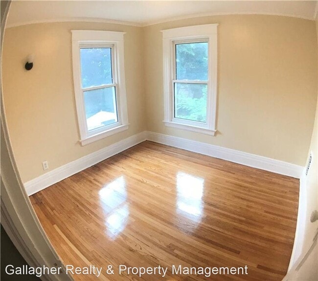 Building Photo - 4 br, 1 bath House - 55 Fort Hill Terrace