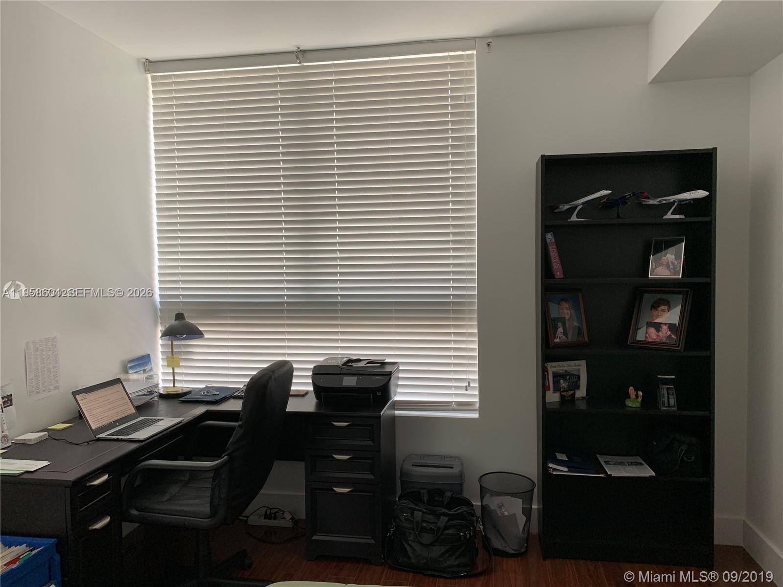 Building Photo - 90 SW 3rd St