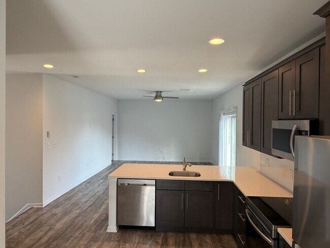 Building Photo - 1332 Genoa Street