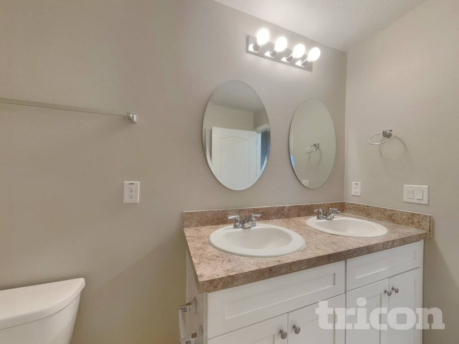 Building Photo - 2206 Rockmart Loop