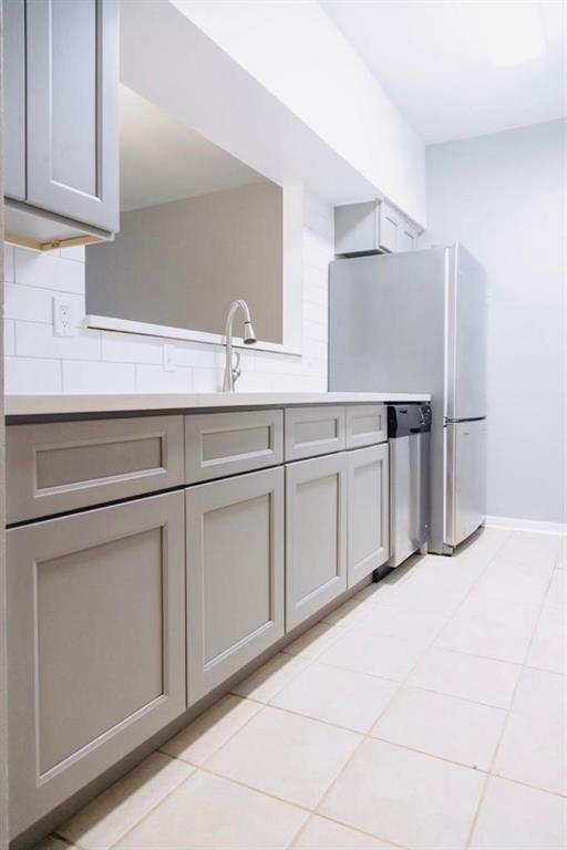 Kitchen - 7284 Regency Square Ct