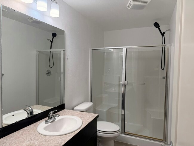 Building Photo - 18707 107th Ave SE