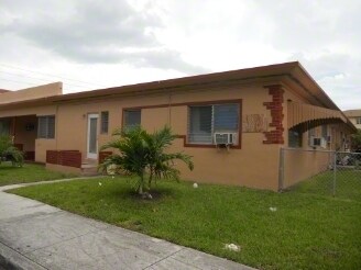 Primary Photo - 900 SW 3rd St