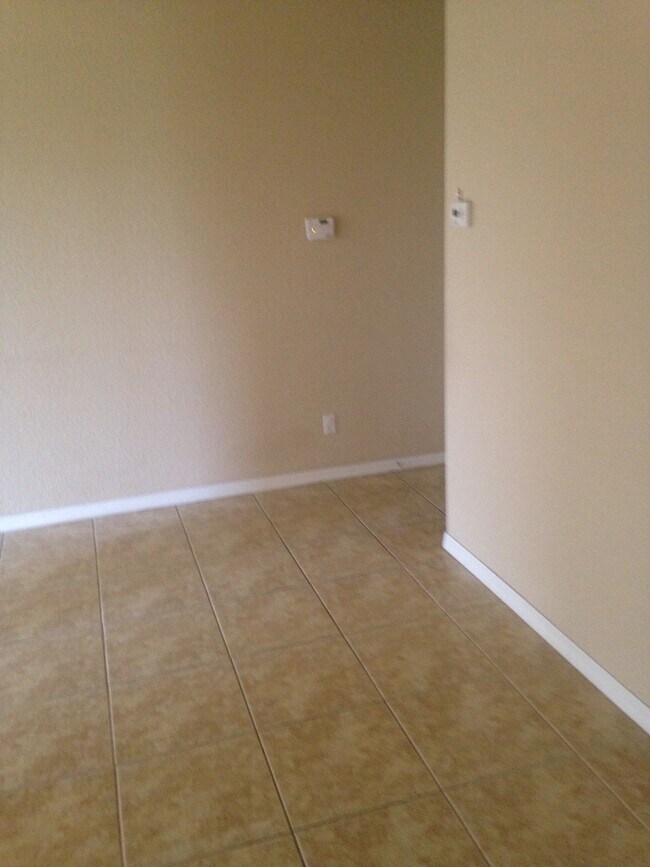 Building Photo - 5590 53rd Ave