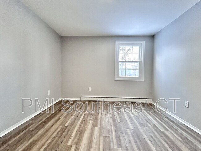 Building Photo - 120 Gallup Hill Rd