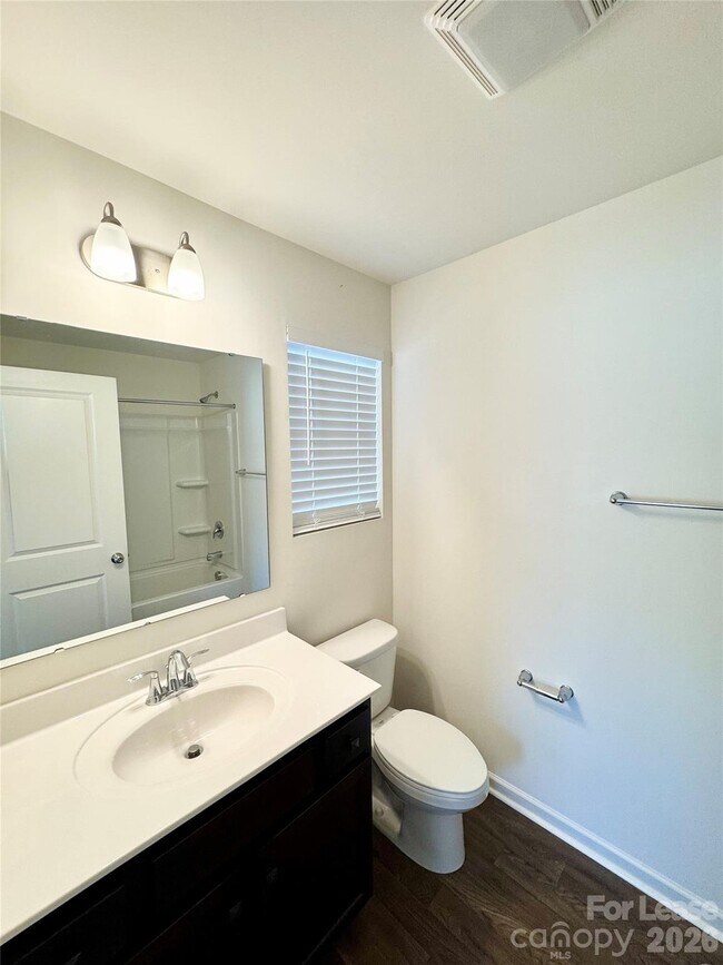 Building Photo - 13929 Clayborn St