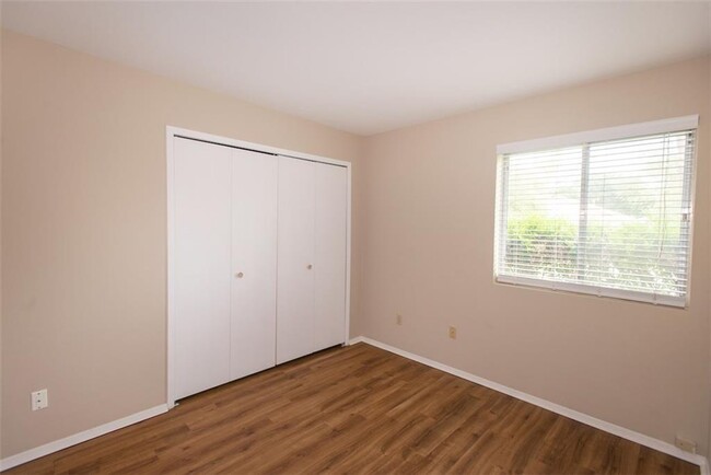 Building Photo - 7708 Wakefield Dr
