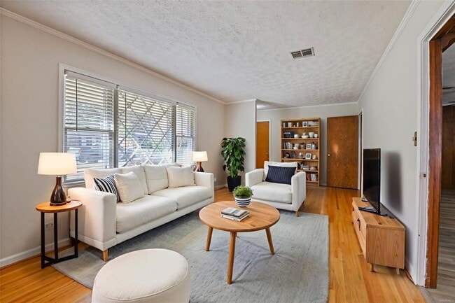 Building Photo - 839 Greg Dr