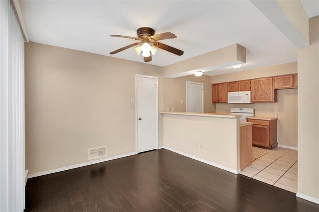 Building Photo - 7650 Kings Ridge Rd