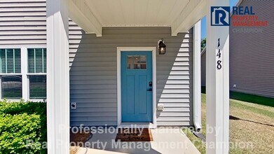 Building Photo - Beautiful 3 BD/2 BA End Unit Townhome in Leland