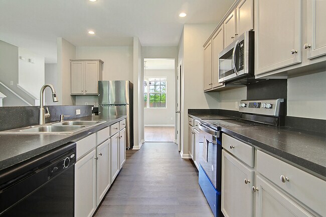 Building Photo - 1861 Cornsilk Dr