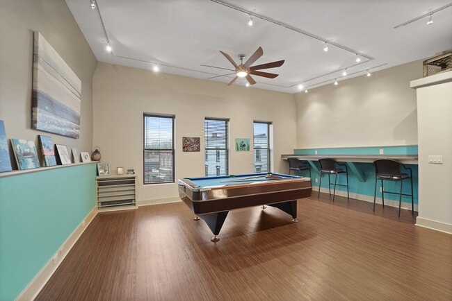 Building Photo - 334 Broad St