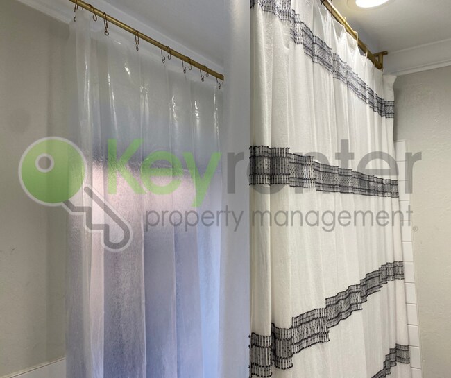 Building Photo - 2692 Bradford Way