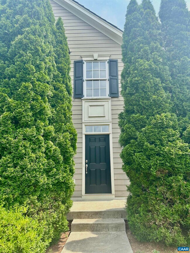 Building Photo - 252 Millstream Dr