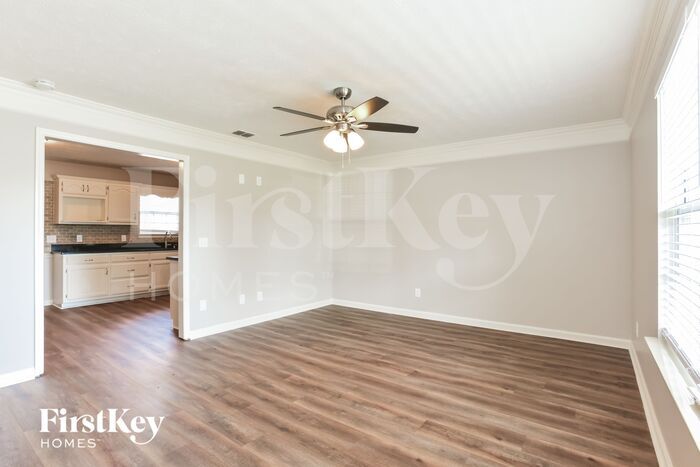 Building Photo - 204 Merritt Dr