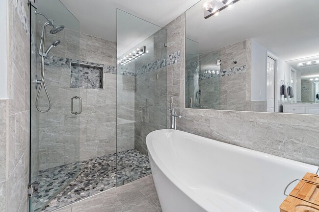 Building Photo - 4161 S US Hwy 1