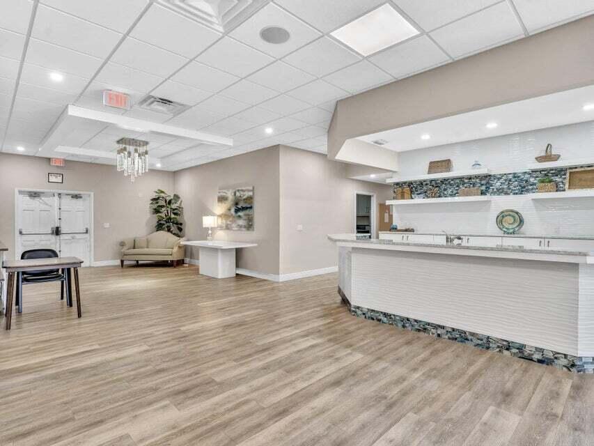 Building Photo - 2717 Florida Blvd