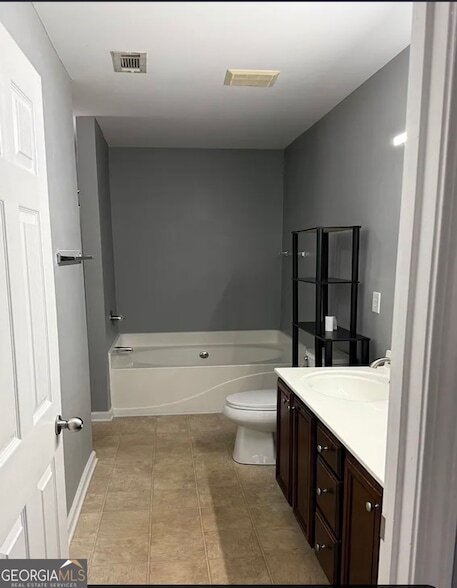 Building Photo - 5054 Lower Elm St