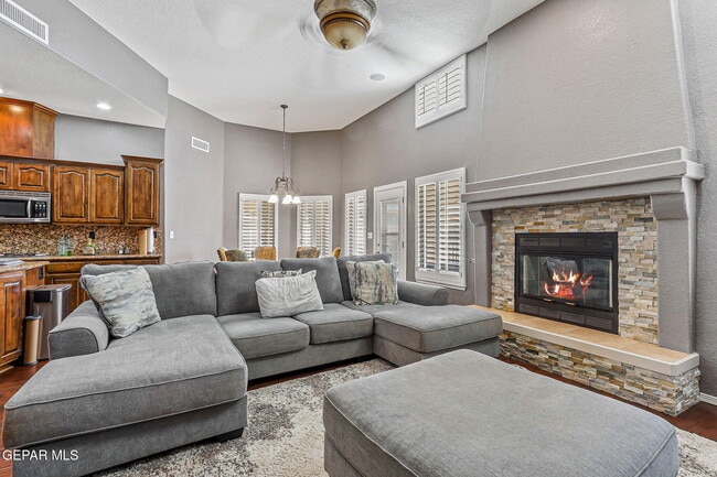 Building Photo - 3824 Tierra Lisboa Ln
