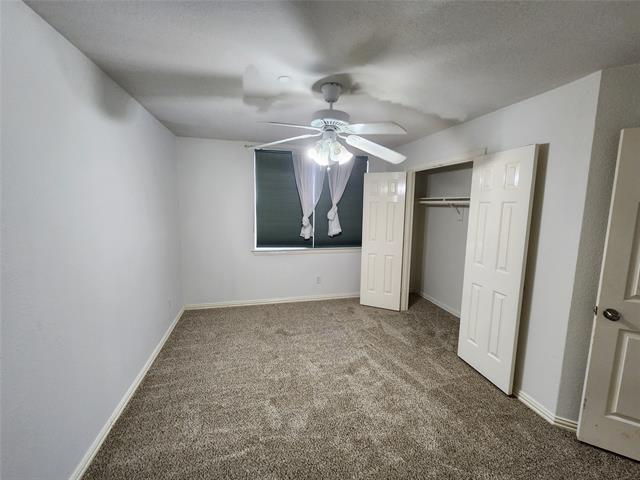 Building Photo - 9829 Castlewood Dr