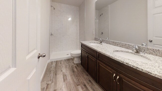 Building Photo - Stunning 2BR/2BA Duplex for Rent in Palm C...