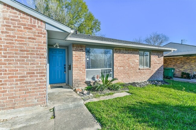 Building Photo - 11411 Murr Way