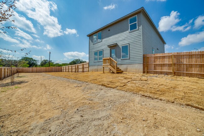 Building Photo - 5202Morgan Crest