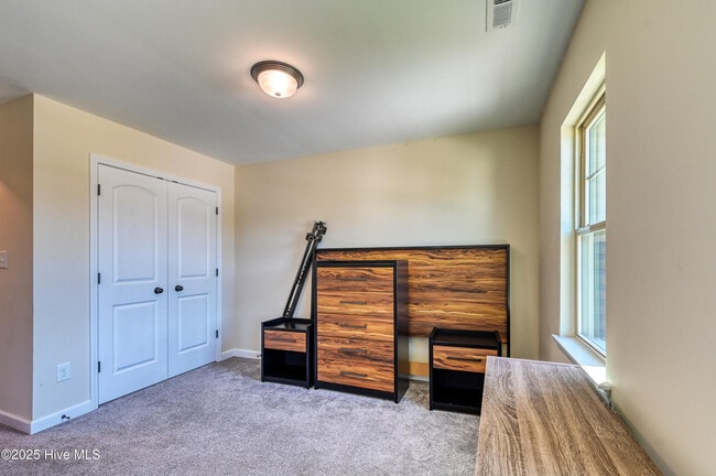 Building Photo - 307 Windward Landing
