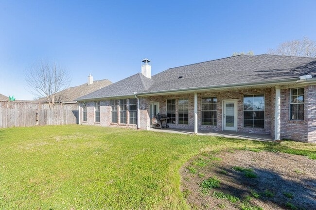 Building Photo - 6235 Gracemount Ln