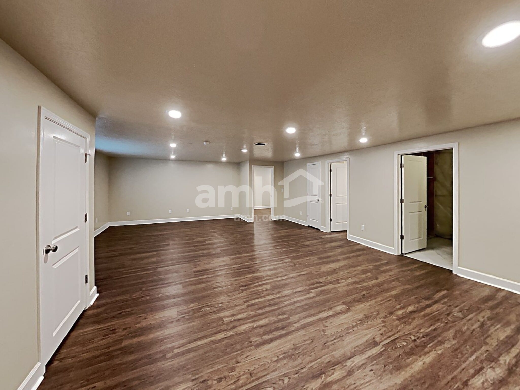 Building Photo - 4427 N Morgan Way