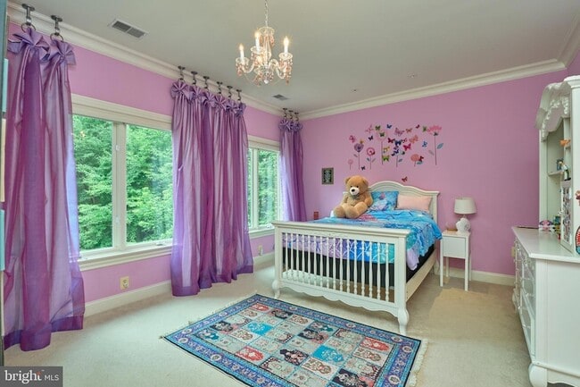 Building Photo - 7841 Montvale Way