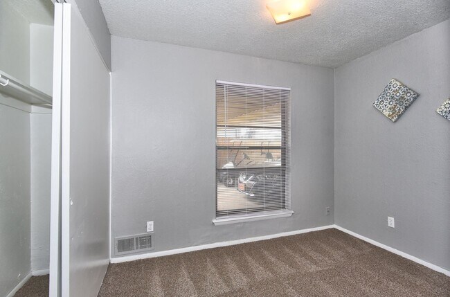 Interior Photo - Summerstone Duplexes