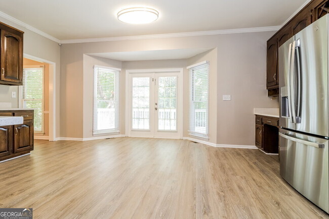 Building Photo - 8601 Stone Creek Ct