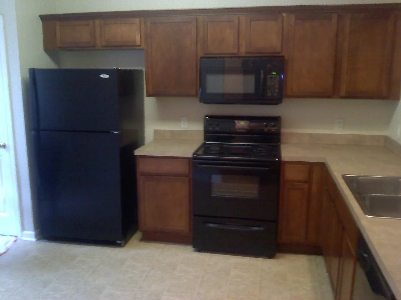 Building Photo - 1 Twin Oaks Pl