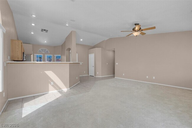 Building Photo - 2007 Mountain Sunset Ave