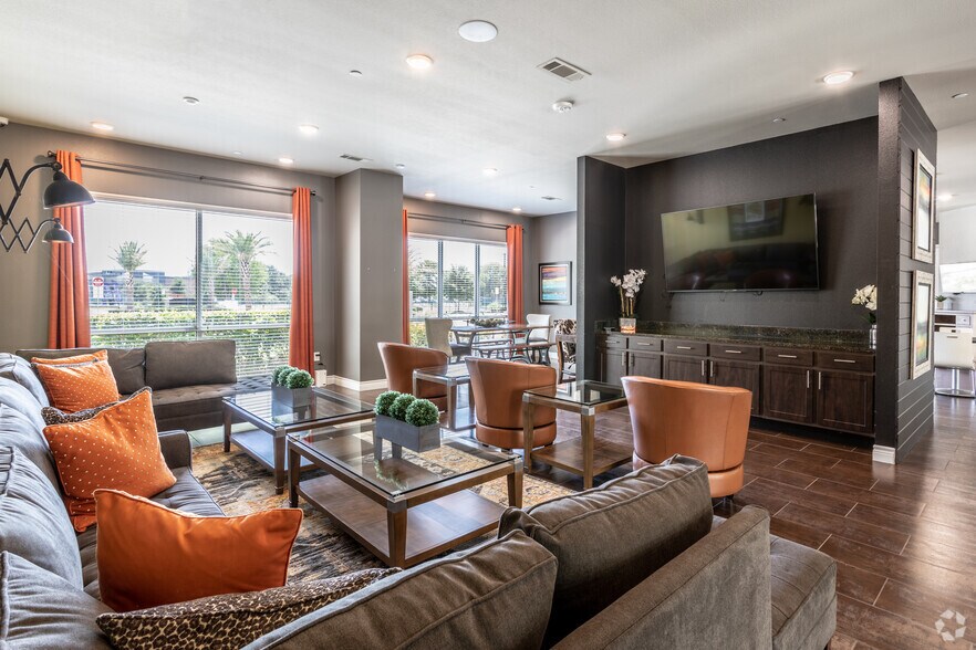 The Abbey At Dominion Crossing 21626 Stonewall Pky San Antonio TX