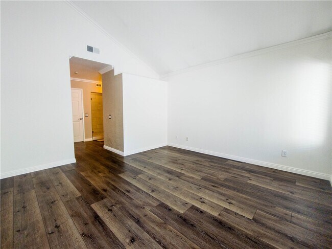 Building Photo - 21032 Primrose Ln