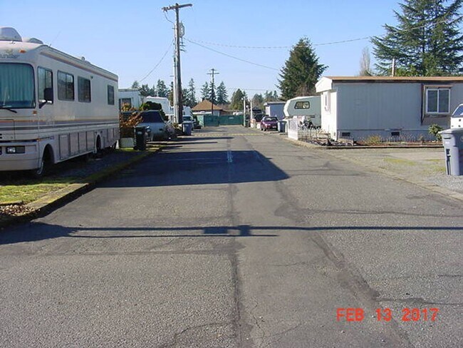 Building Photo - Single Wide Mobile Home Available- Now Leasing!