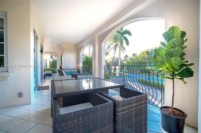 Building Photo - 19211 Fisher Island Dr