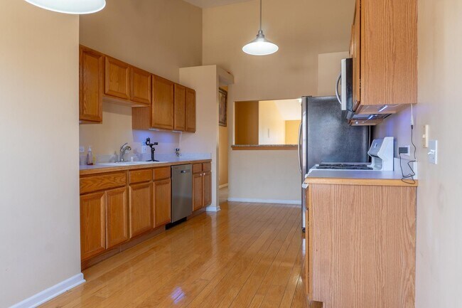Building Photo - 86 Allerton Dr