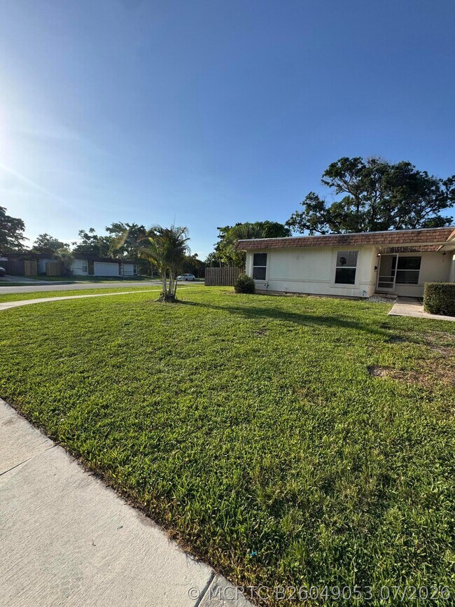 Building Photo - 7816 NW 70th Terrace