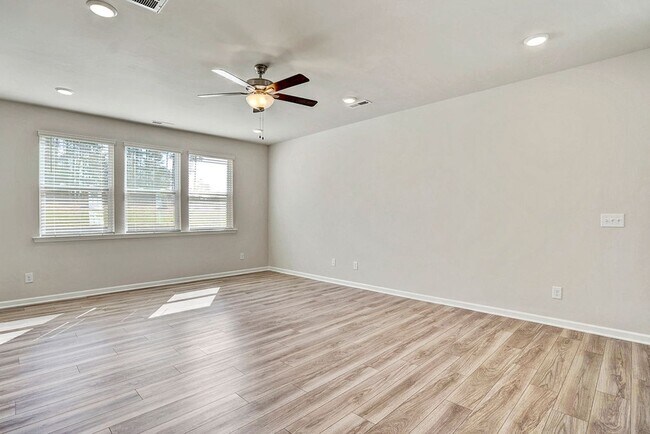 Building Photo - 160 Wood Orchid Ln
