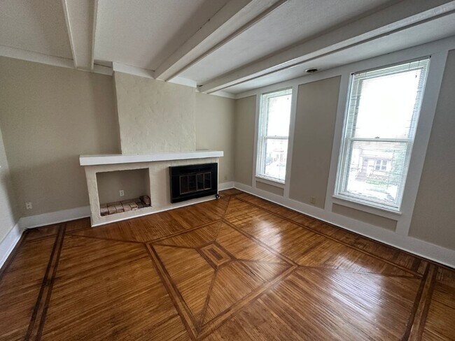 Building Photo - 1669 N Humboldt Ave