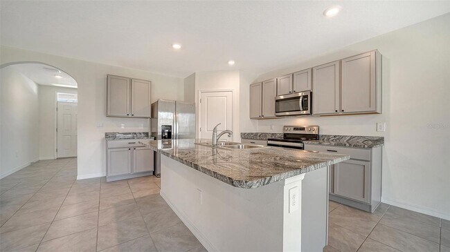 Building Photo - 12728 Lateral Root Dr
