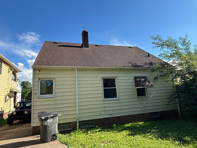 Building Photo - 7901 Beman Ave