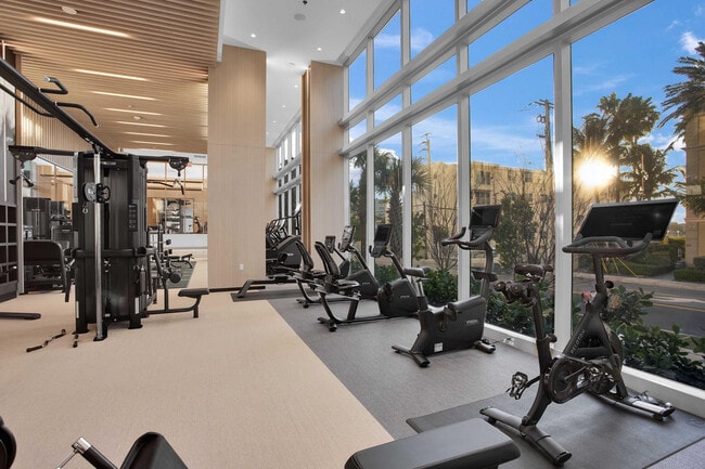 Building Photo - 153 N Seabreeze Blvd