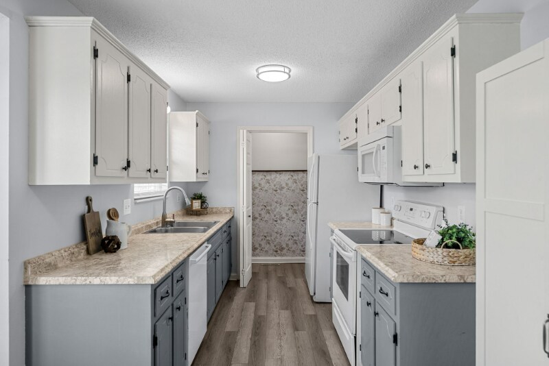 Building Photo - 2413 Egret Dr